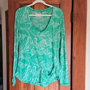 Erge Long Sleeved V-Neck Tee W/Pocket Green Sz XL NWOT